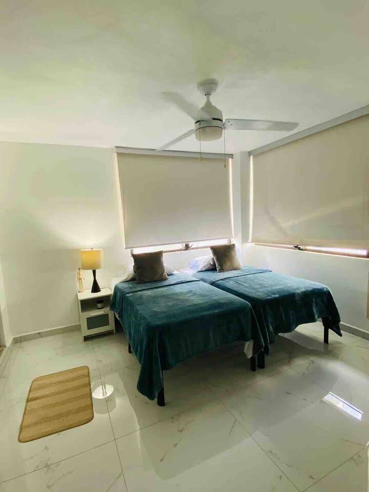 3BR Condo in Condado w/Parking, Steps to the Beach