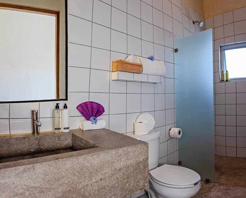 Topia Retreat - Piscina Suite Norte