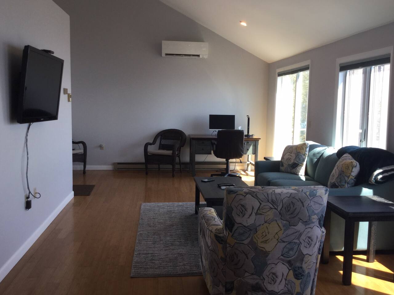 Cedar Point Lakefront Suite