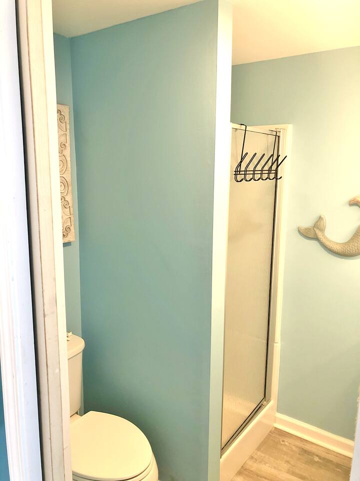 BS269 Pool View with Direct Beach and Sound Access