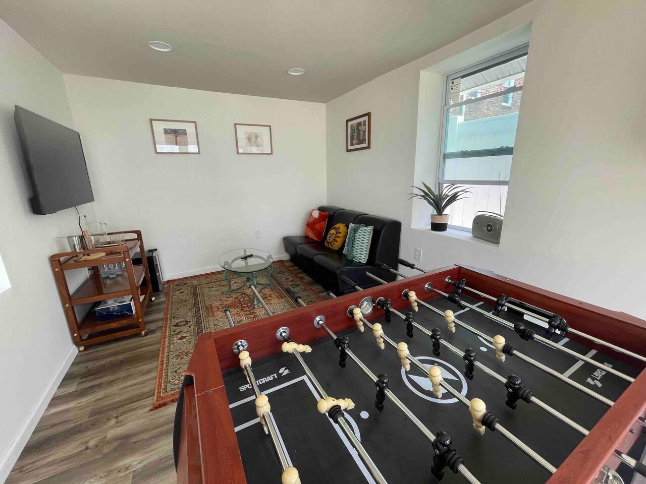 Bayside Bungalow-Updated Home Near the Bay & Beach