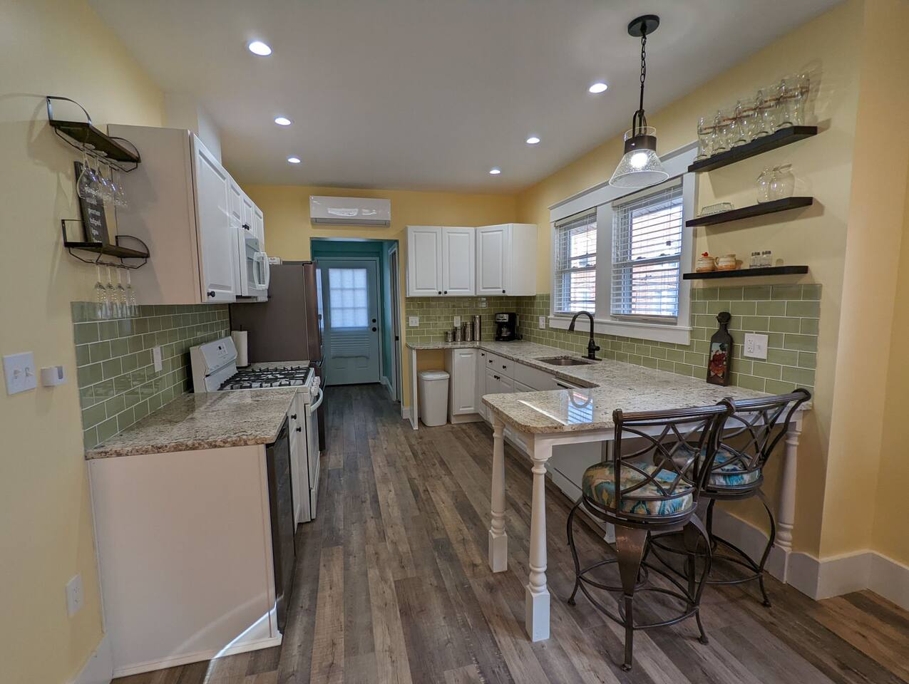 Bayside Bungalow-Updated Home Near the Bay & Beach — Atlantic City — vacation rental