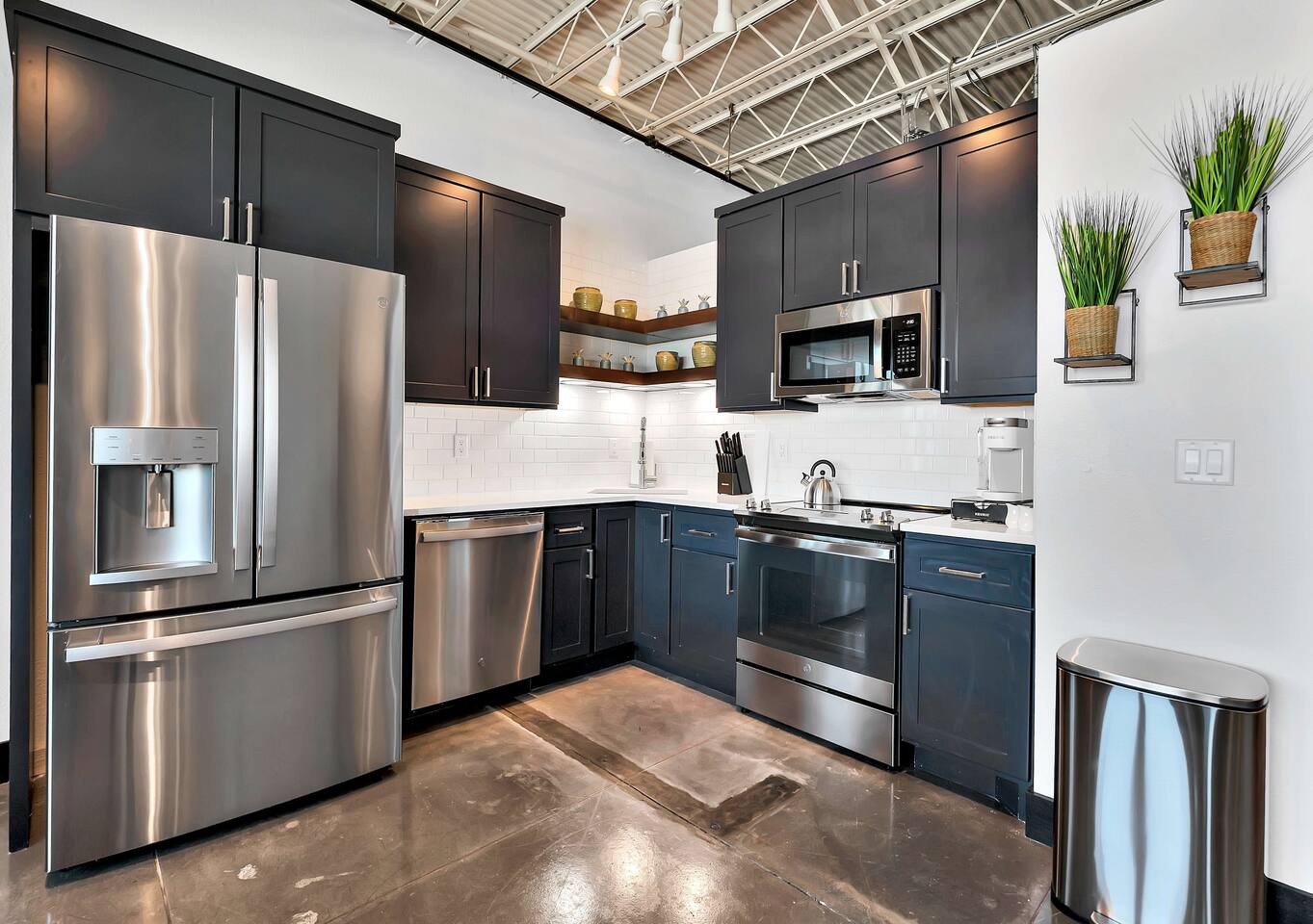 *Newly Renovated* Silocation