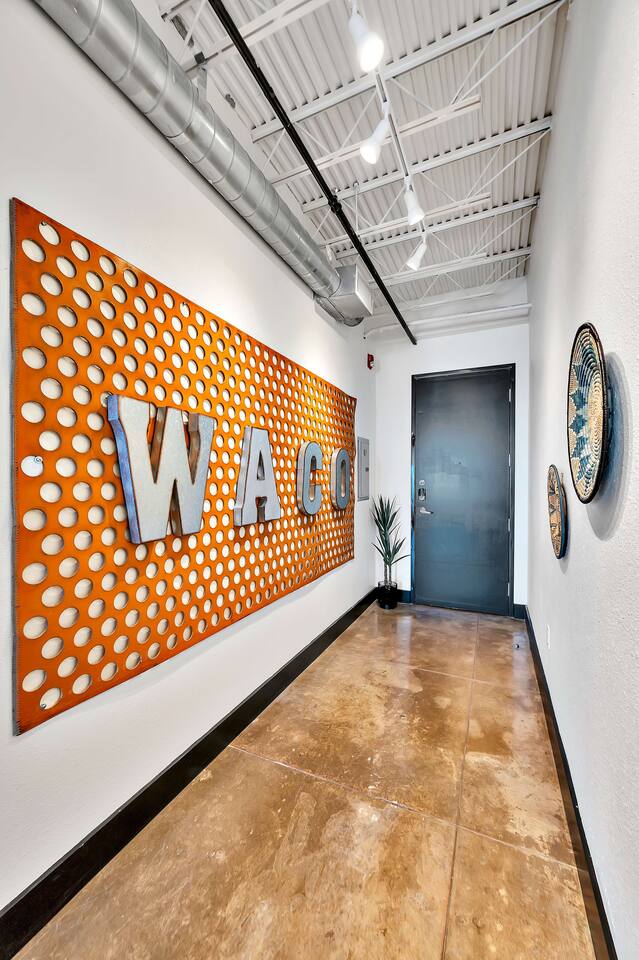 *Newly Renovated* Silocation