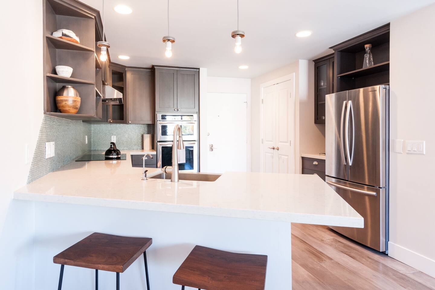 Luxurious La Costa Condo!
