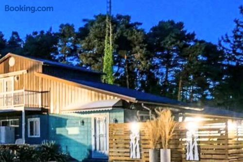 Sunset Cottage, 3 min walk to beach, sleeps 7 — Lambton Shores — vacation rental