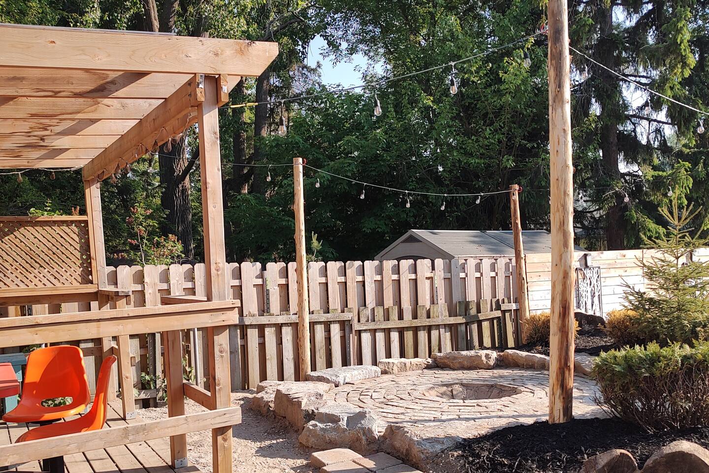 Sunset Cabin w/ 2 dbl beds - getaway by the beach