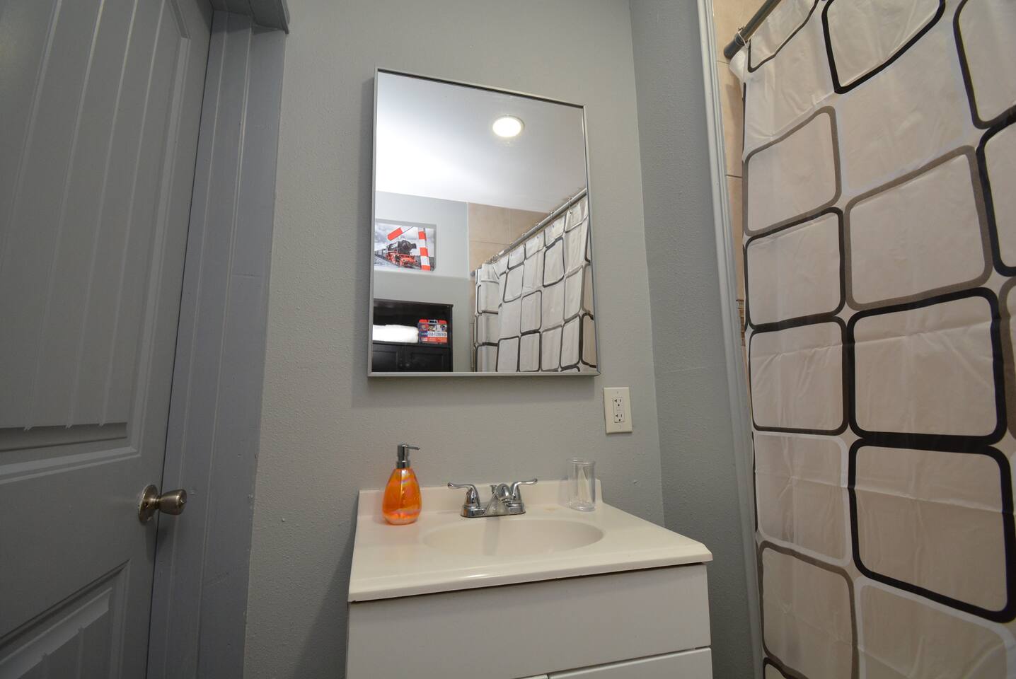 SuperValue Suite #5 @ East End Revitalized
