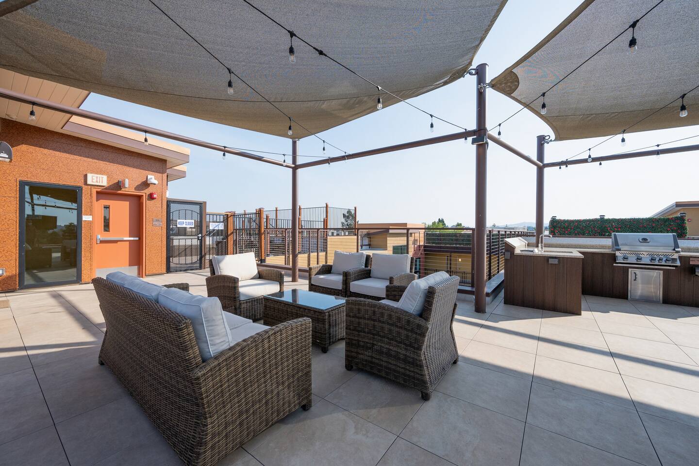 Bright Views, Elevator, Garage