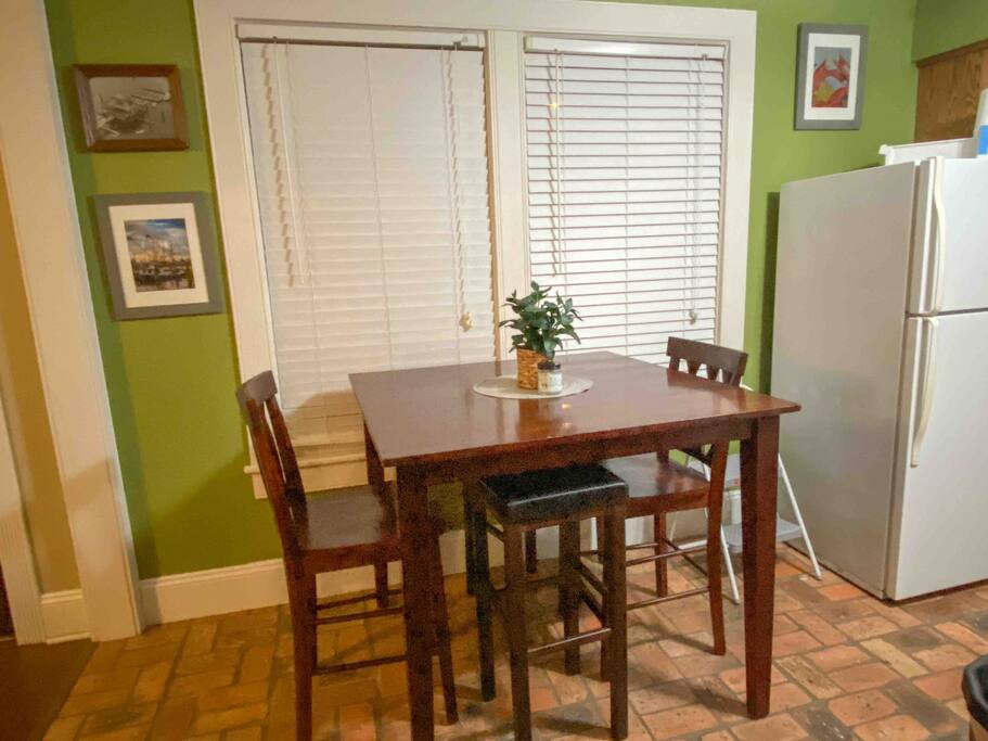 🏖 Fast Internet, Sleeps 6, near playground & beach