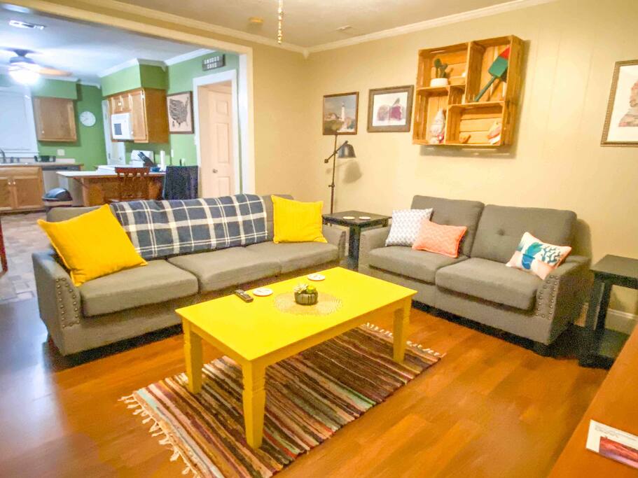 🏖 Fast Internet, Sleeps 6, near playground & beach