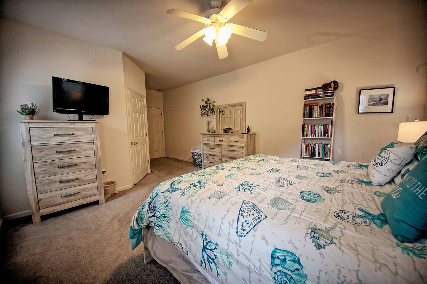 ⛱ Quiet 3 Bed Twinhome just 3 miles from Beach! ⛱
