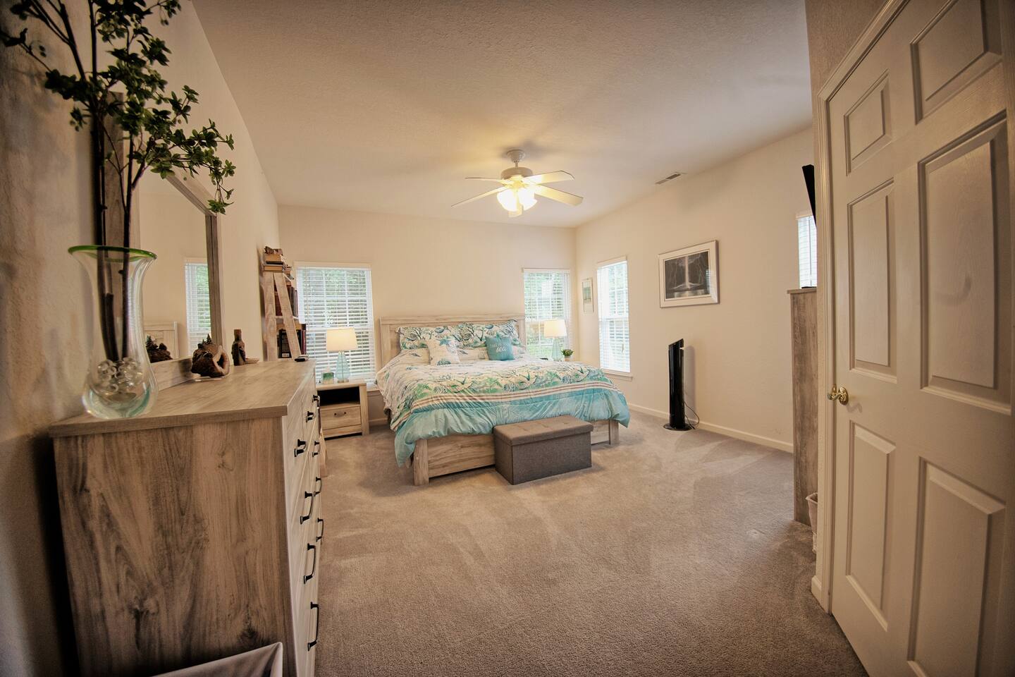 ⛱ Quiet 3 Bed Twinhome just 3 miles from Beach! ⛱ — Millville — vacation rental