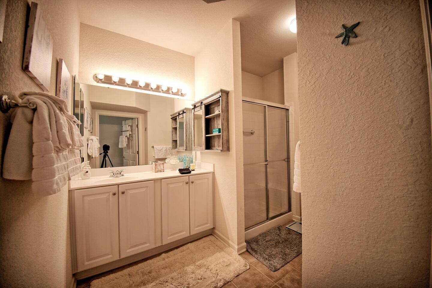 ⛱ Quiet 3 Bed Twinhome just 3 miles from Beach! ⛱