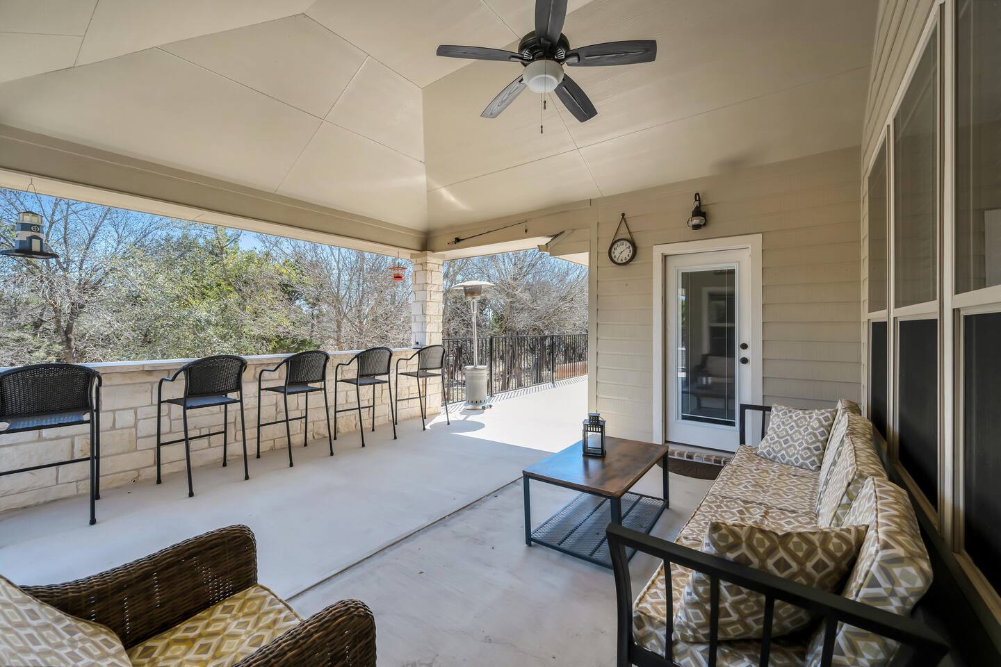 Lake Access - Pool/Spa/Fishing - 2 Acres Retreat
