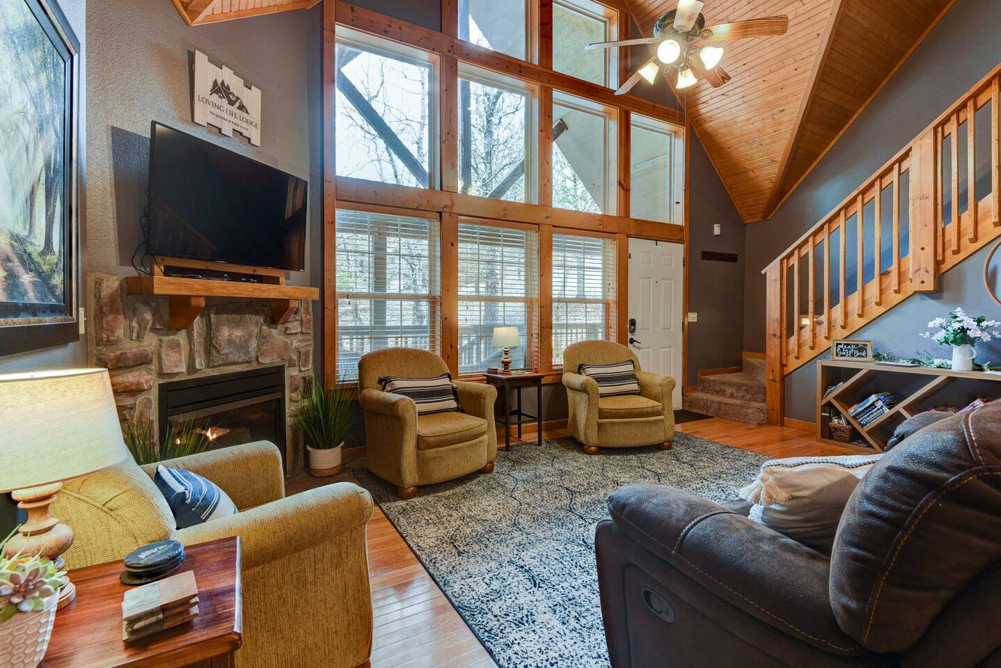 4 Suites•StoneBridge Lodge•Walk to Pool•Golf•5 SDC
