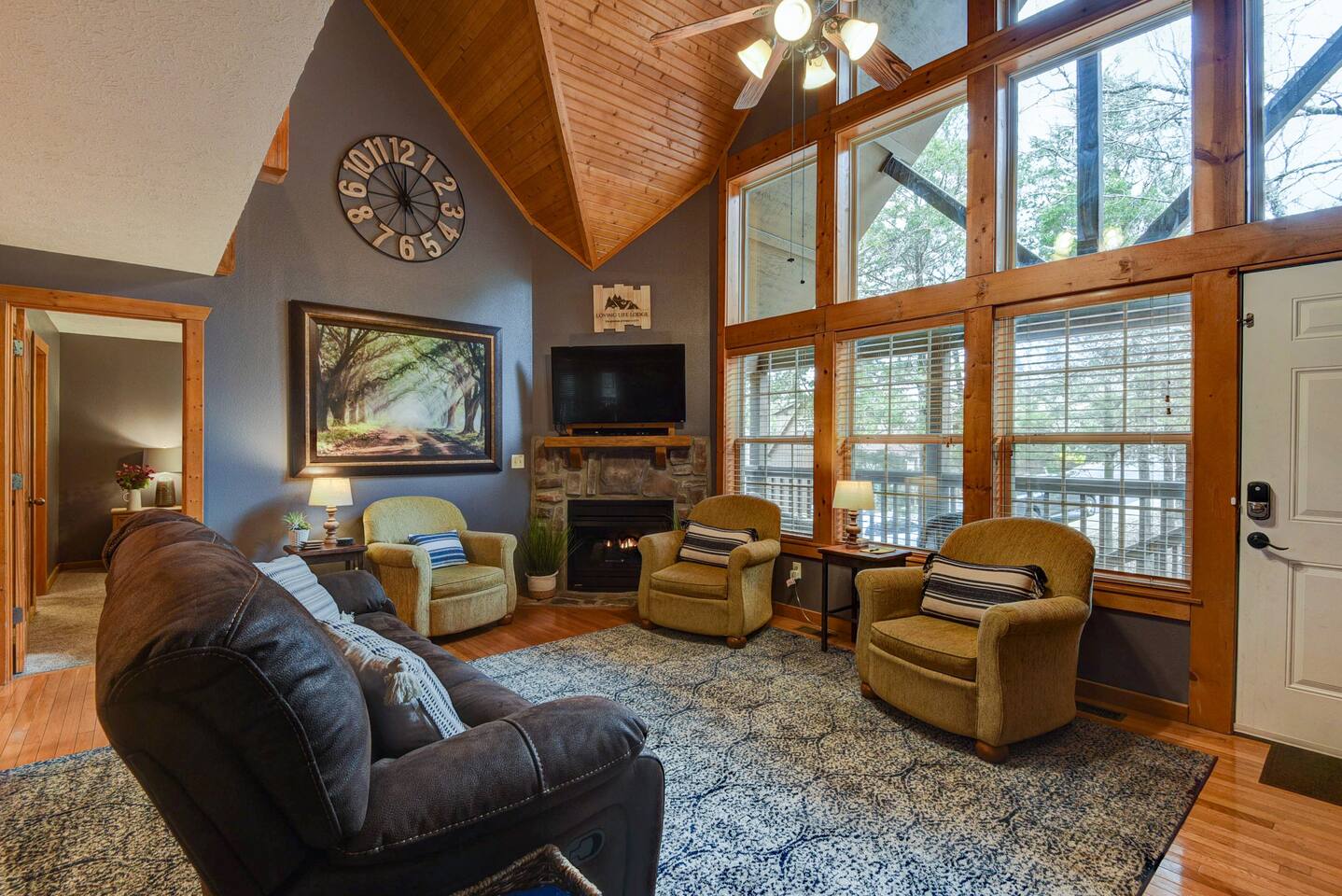 4 Suites•StoneBridge Lodge•Walk to Pool•Golf•5 SDC