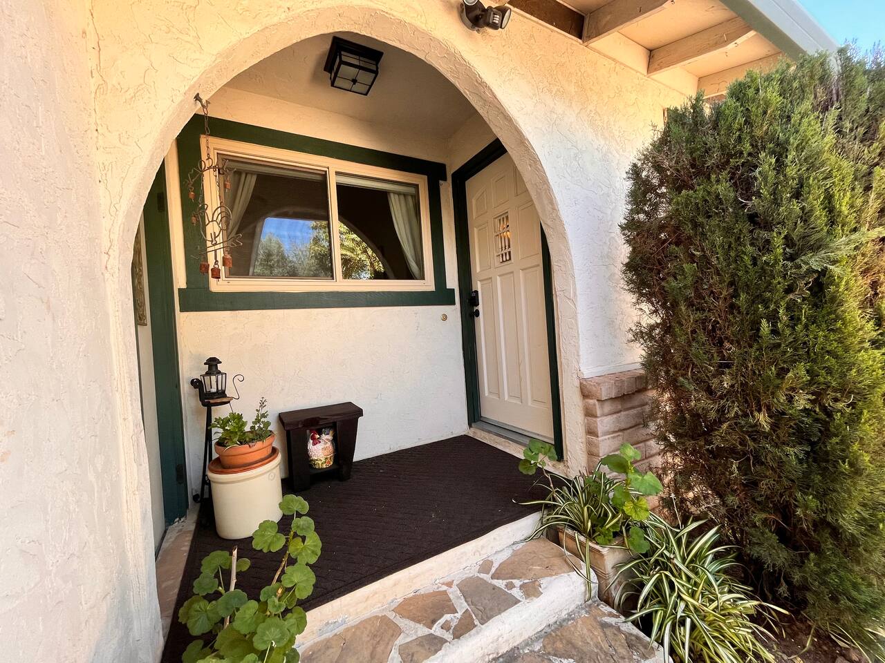 Serene Sonoma Home, Walk/bike downtown in minutes