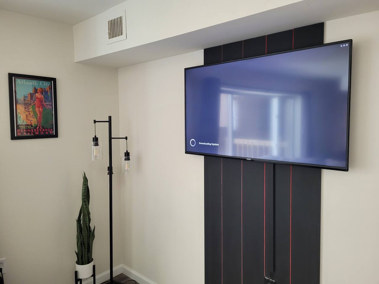 Run-AC Villa- Block from Ocean Casino & Waterpark!