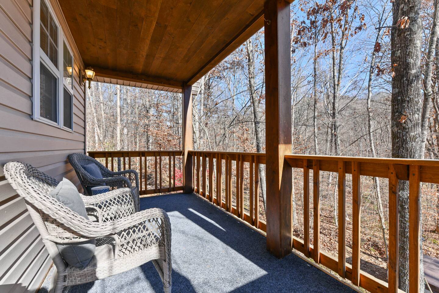 Tiny House! Hot Tub! Firepit! Pets! Secluded!