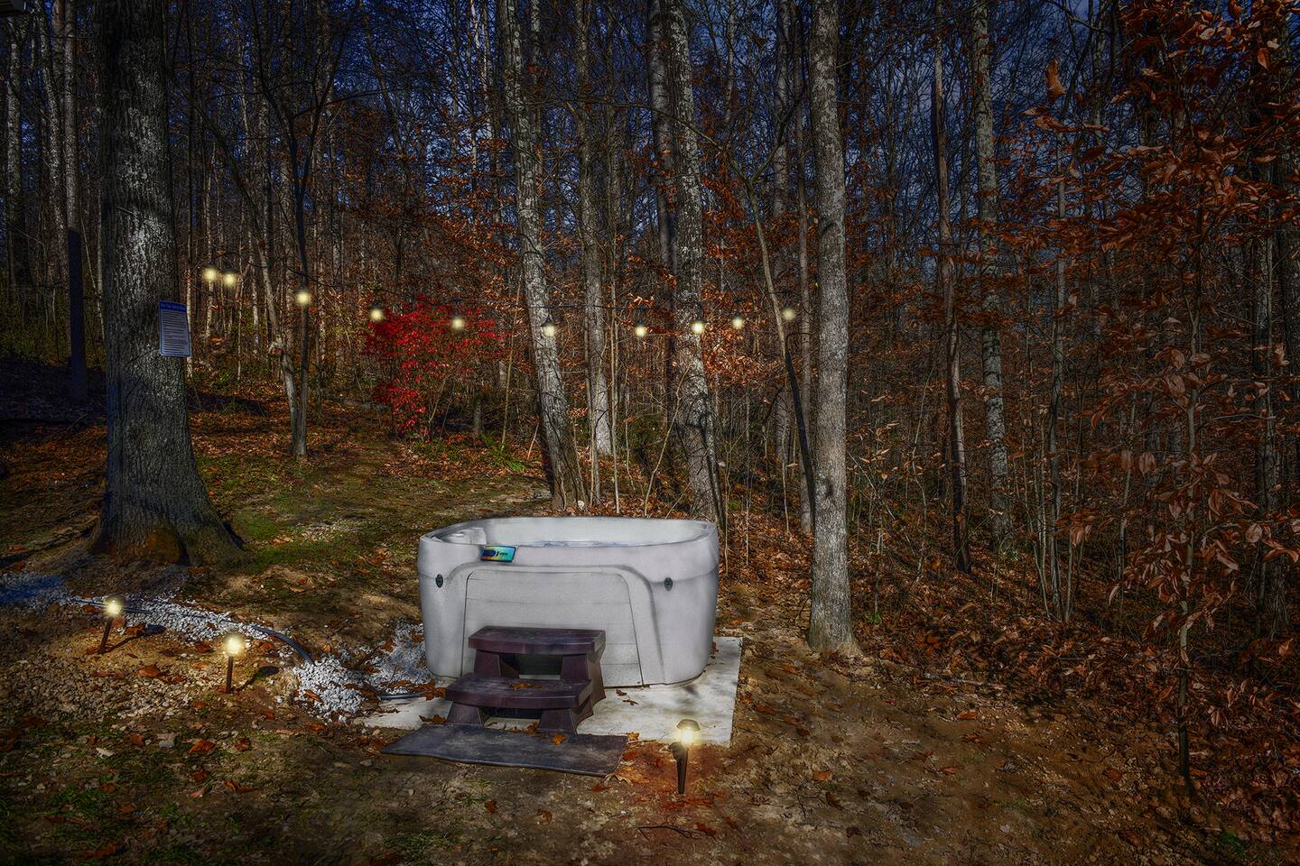 Tiny House! Hot Tub! Firepit! Pets! Secluded!