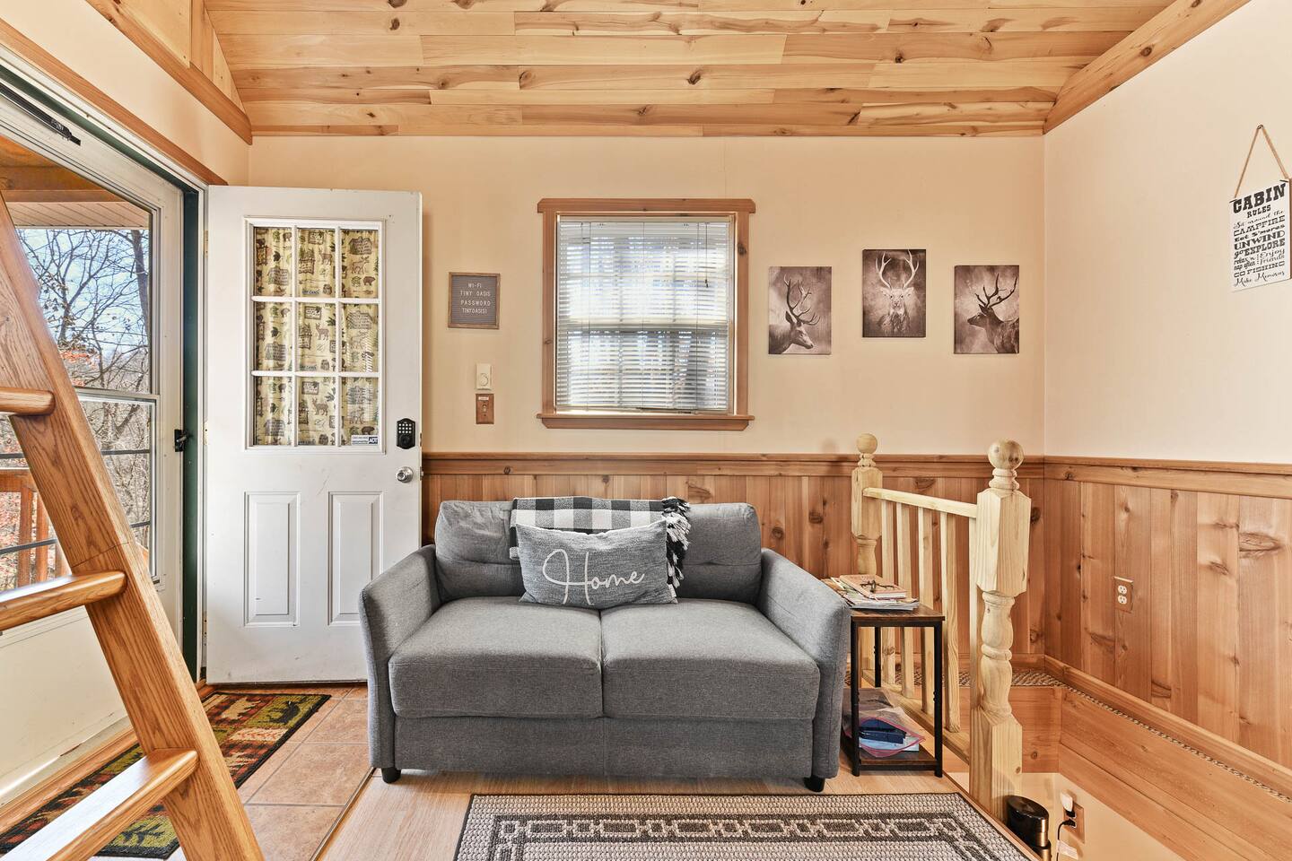 Tiny House! Hot Tub! Firepit! Pets! Secluded!