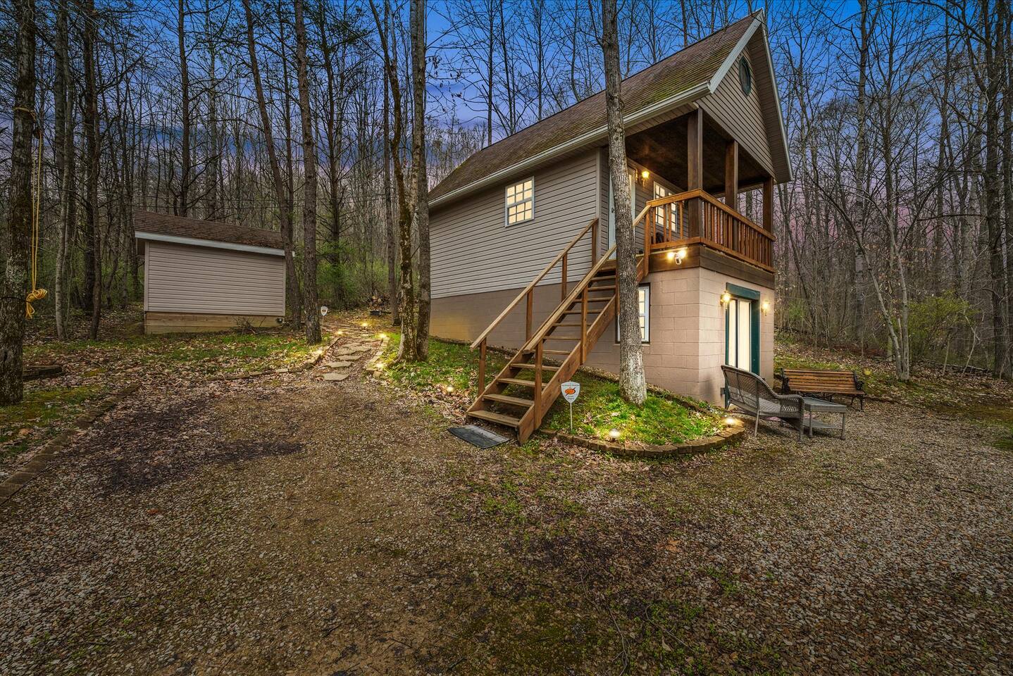 Tiny House! Hot Tub! Firepit! Pets! Secluded! — New Straitsville — vacation rental