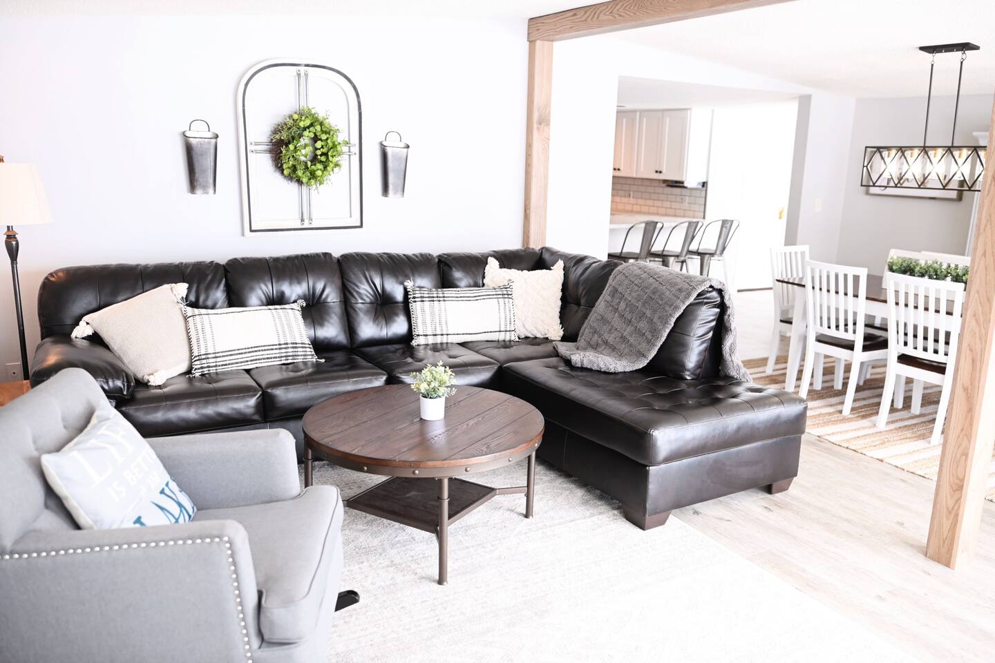 Lake Escape | paddle boards, fire pit & game room