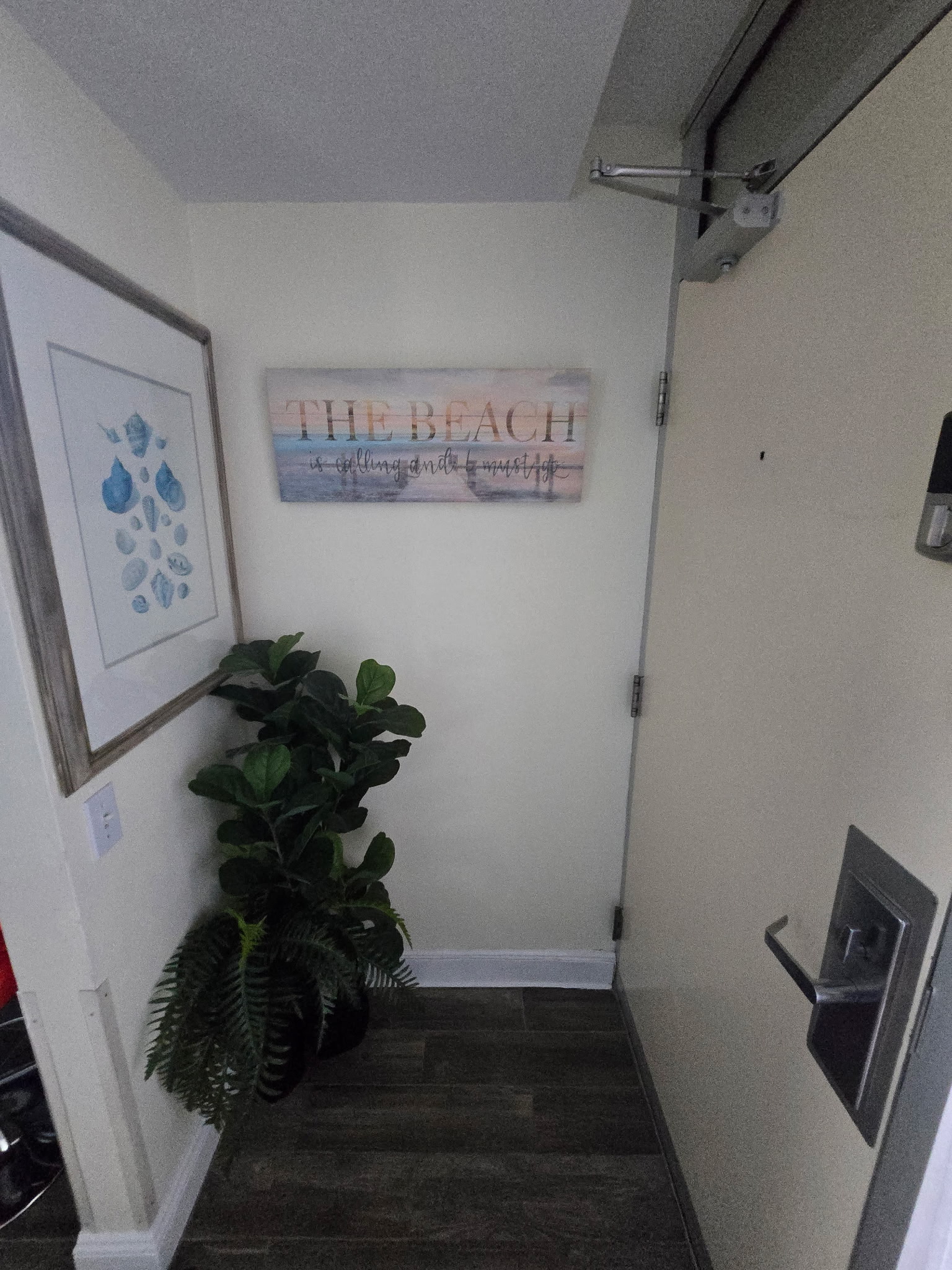 Daytona Beach Couples Retreat King Unit w/kitchen
