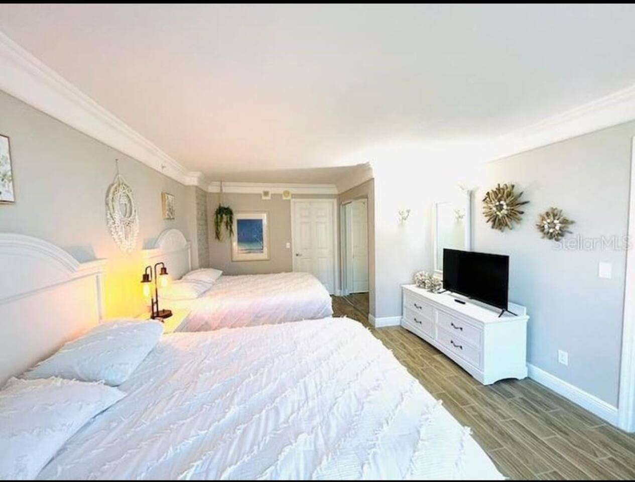 Private balcony ocean view 1 bedroom full kitchen