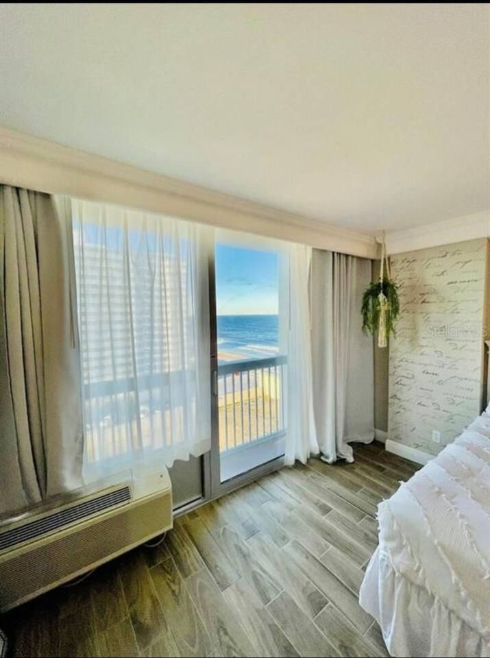 Private balcony ocean view 1 bedroom full kitchen