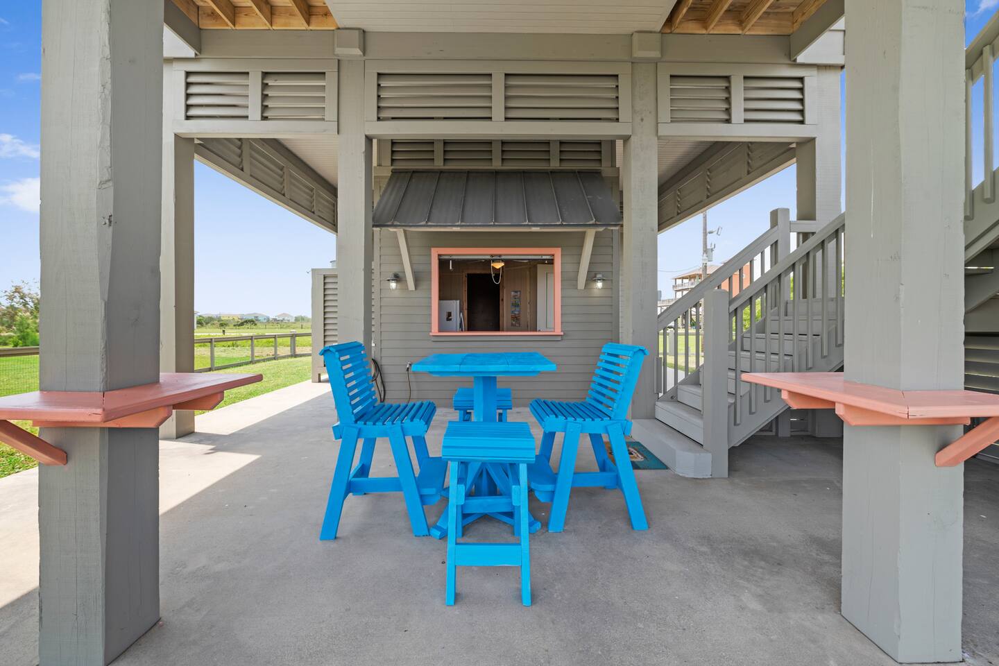 Gulf Views! Pets with Fence! Walk to the Beach!