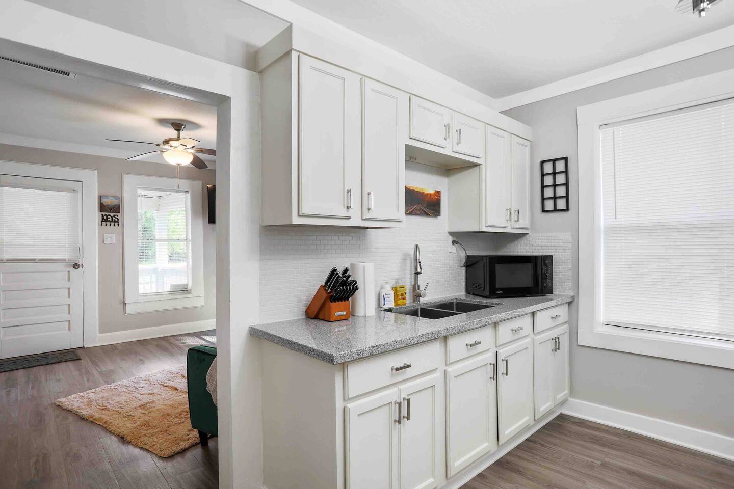 2 bd 1 bath Cottage near downtown Hattiesburg!