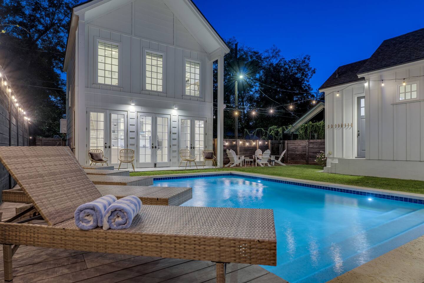 #1 in Austin | Heated Pool | 2 mins to Rainey and 6th