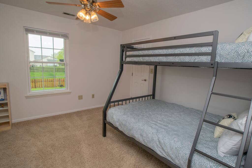 5 Min to Carmel & Grand Park | Pet-Friendly Home