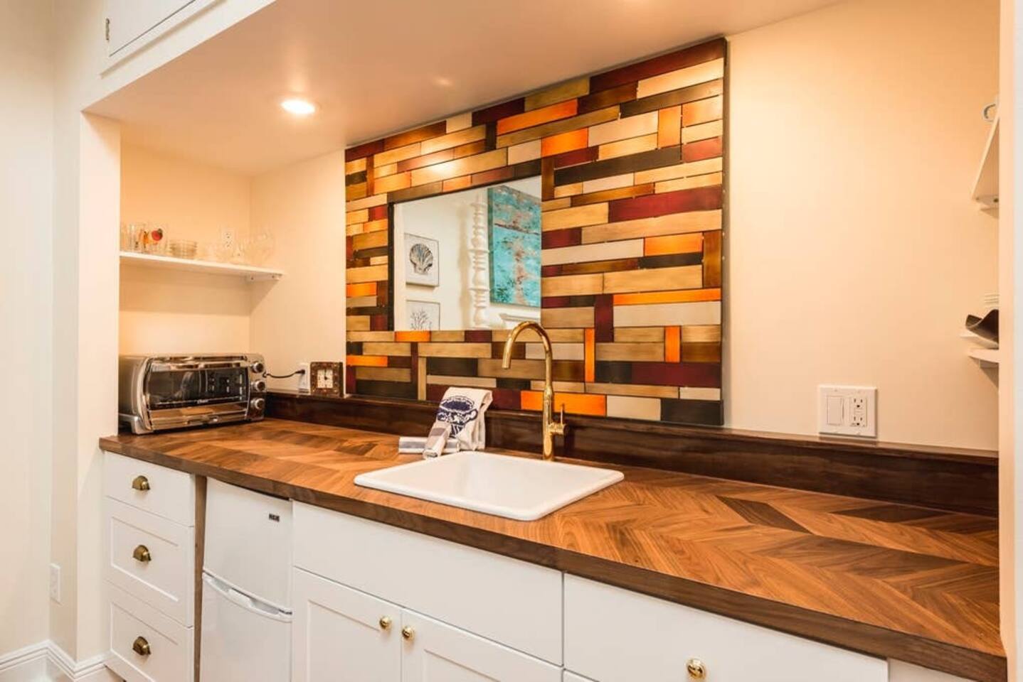 Big Blu -5 bed, 4 bath old town