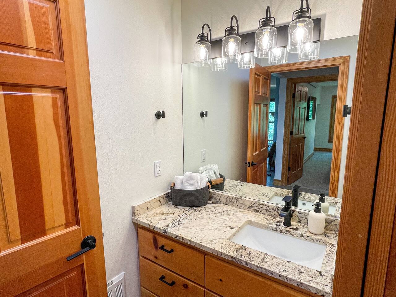 Targhee Creekside Condo - bus service to Targhee!