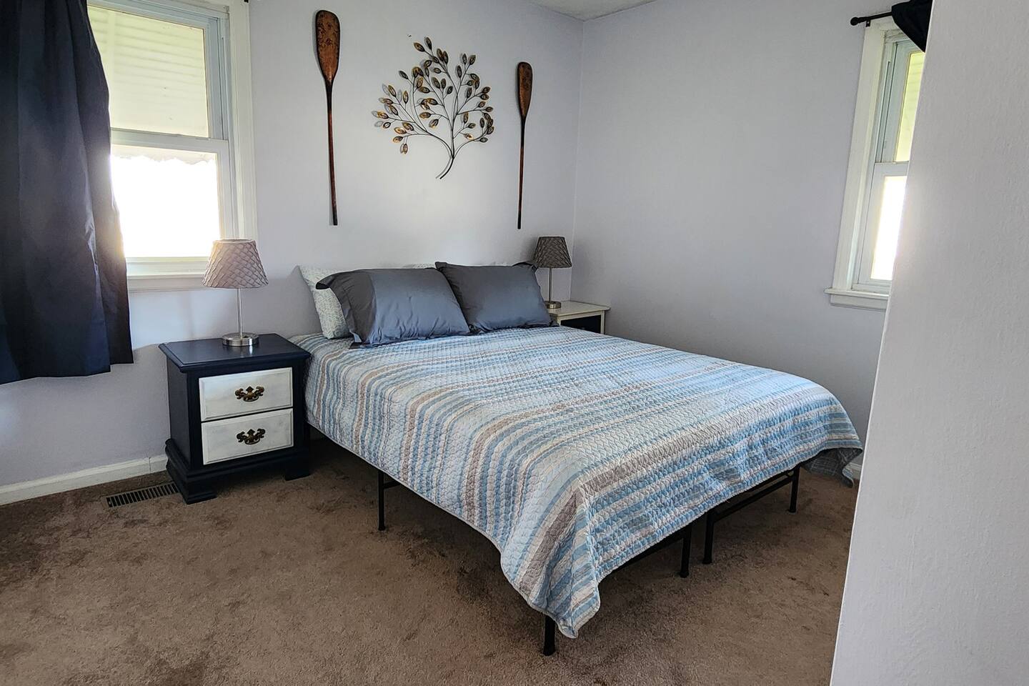 Pet Friendly, Fenced Yard, Wi-Fi, 30 Amp RV Hookup