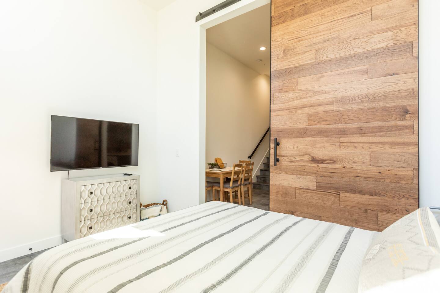 W Seattle Modern Studio•Transit•AC•Close 2 Downtwn