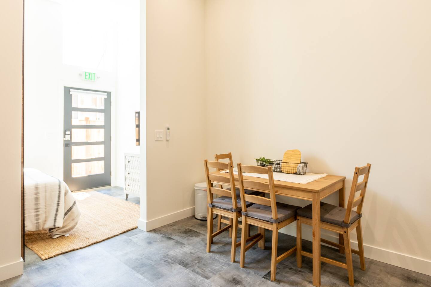 W Seattle Modern Studio•Transit•AC•Close 2 Downtwn