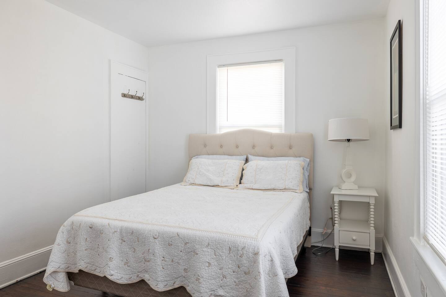 Downtown Cottage - Great Location on Fisher St!