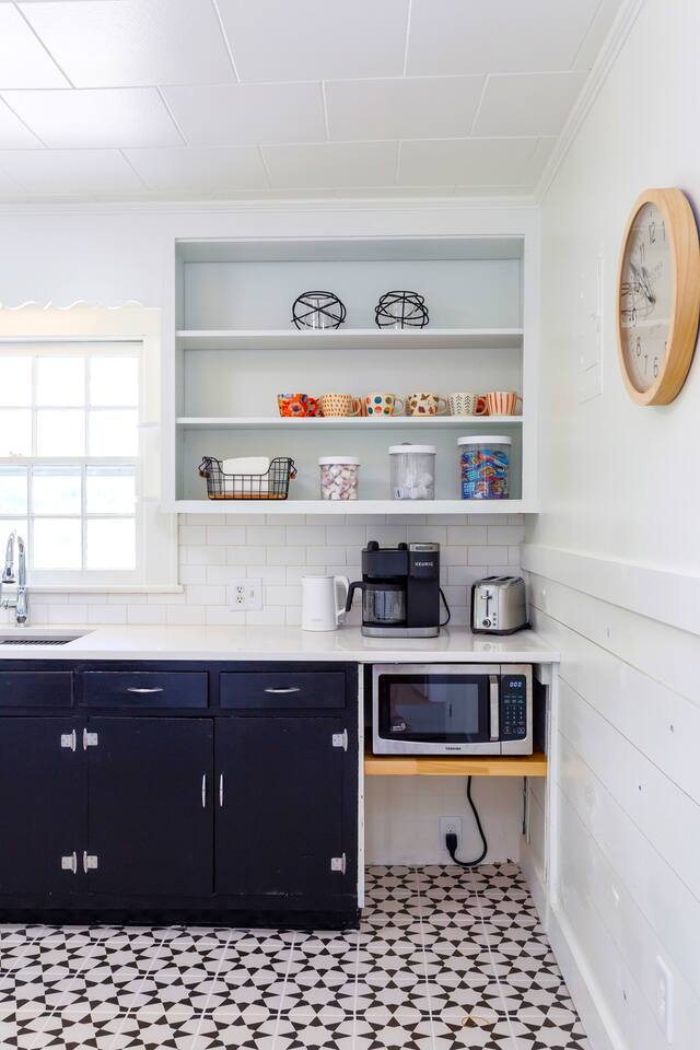 Charming Parkview Graham Retreat |BBQ |Board Games