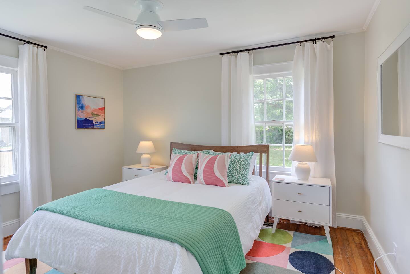 Chic Duplex in Graham | Park view | BBQ Grill