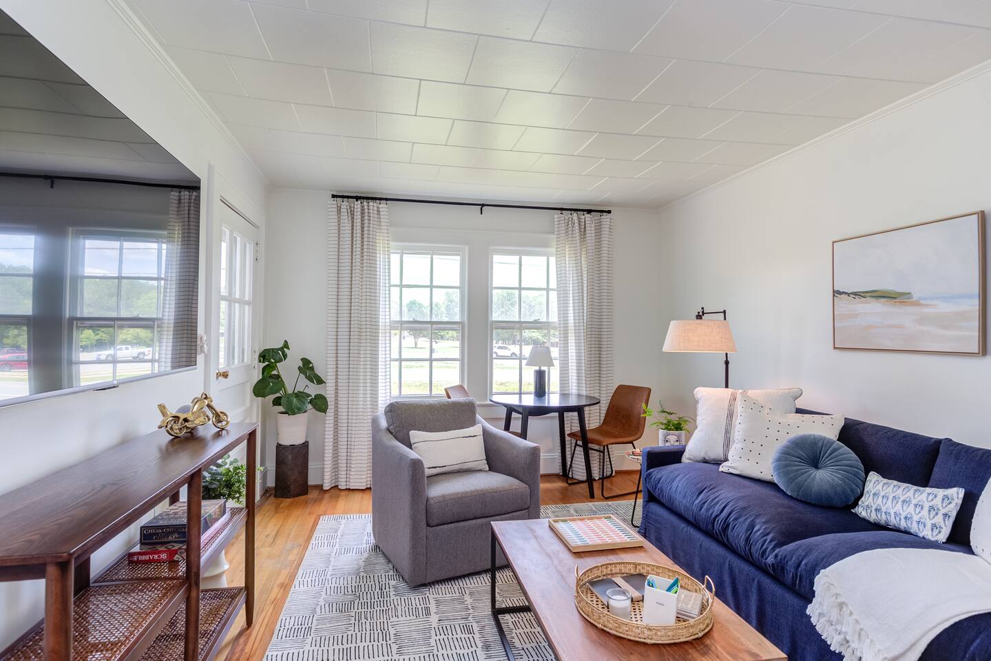 Chic Duplex in Graham | Park view | BBQ Grill