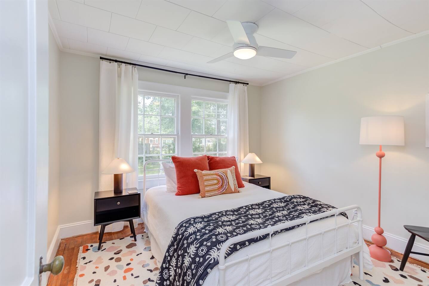 Cozy & Central Graham Escape | BBQ | Balcony