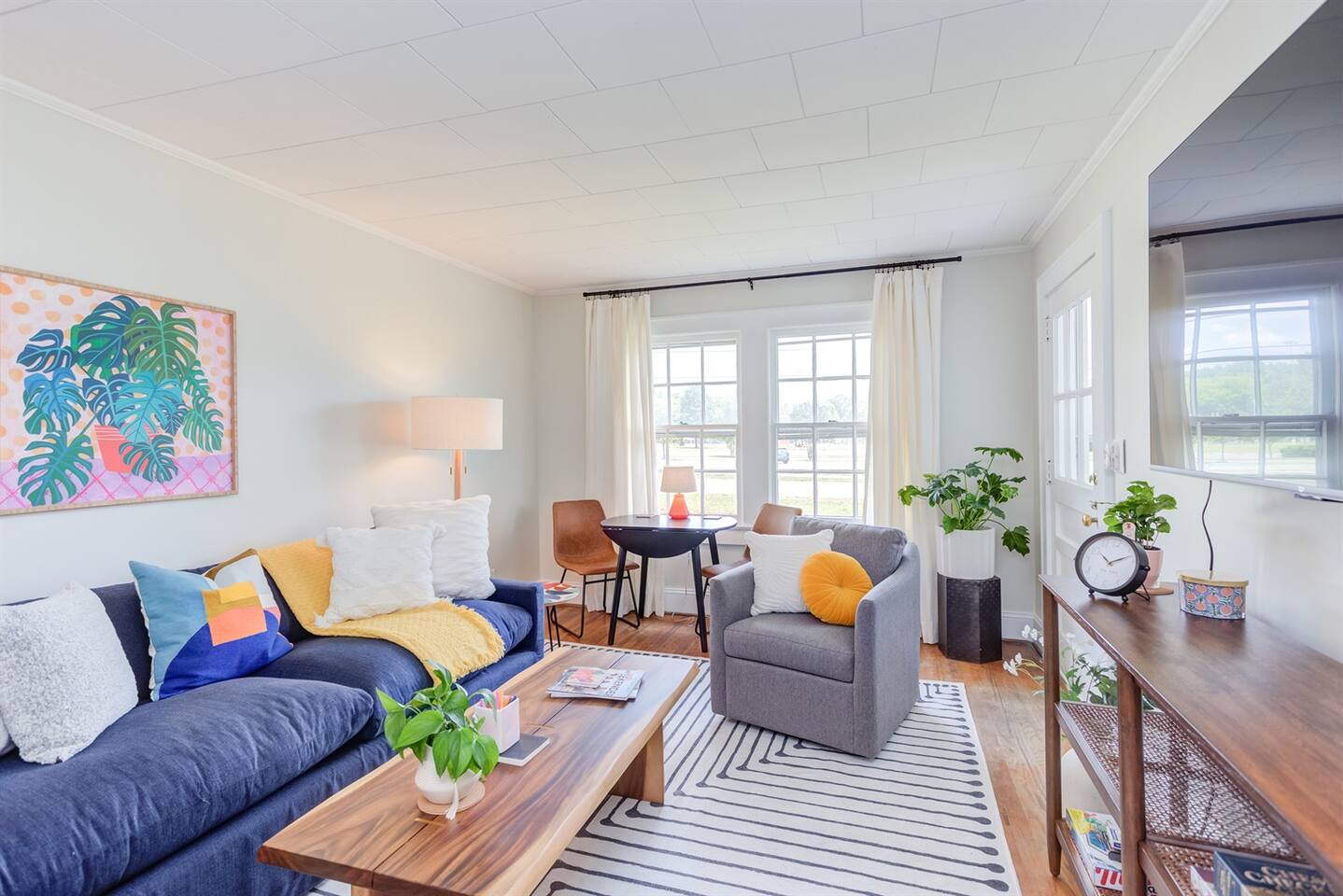Cozy & Central Graham Escape | BBQ | Balcony