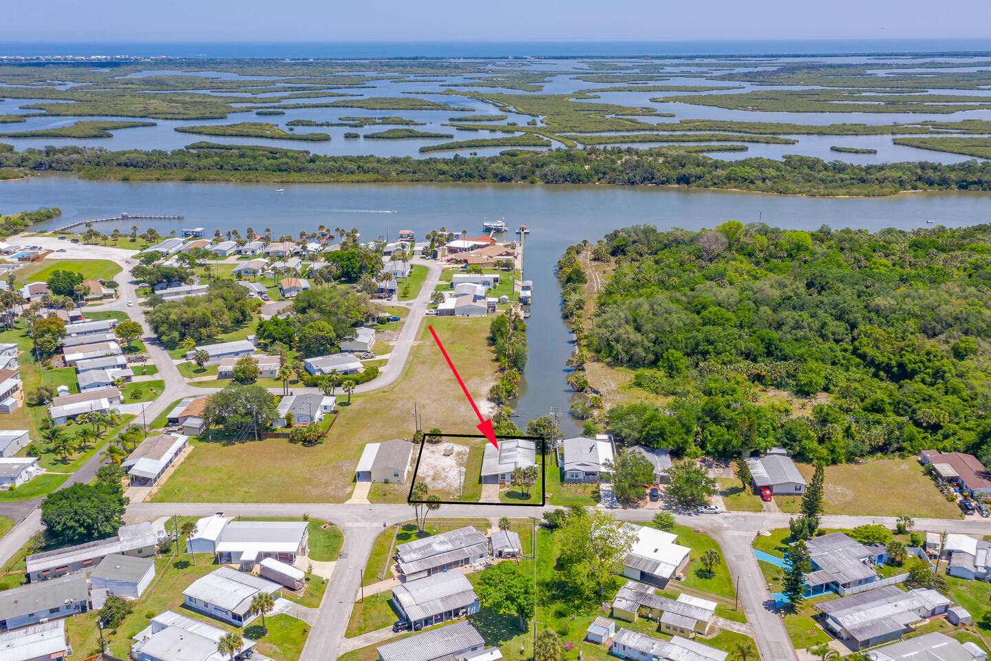 Views Galore! Watch Manatees from Yard, Waterfront
