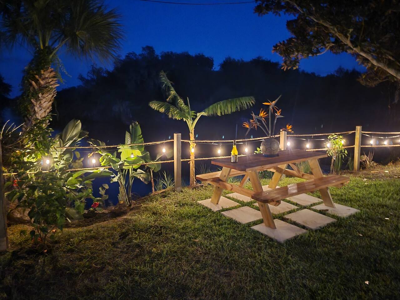 Views Galore! Watch Manatees from Yard, Waterfront — Edgewater — vacation rental