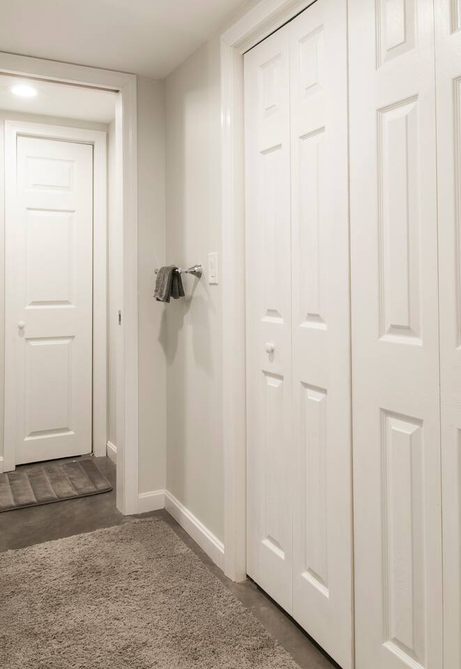 ⭐ Modern Studio in Heart of Downtown Mystic
