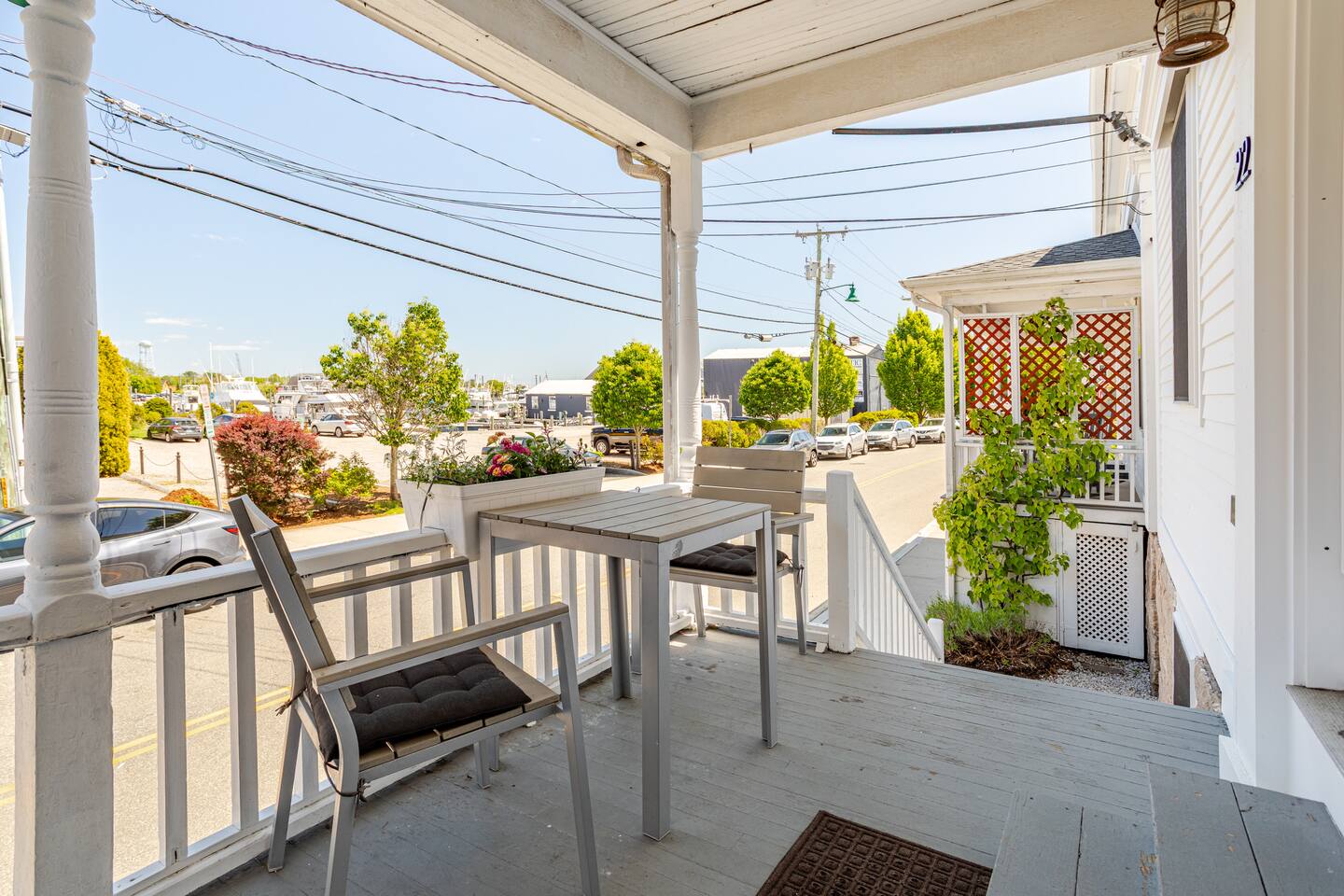 ⚓ Newly Renovated Townhouse in Downtown Mystic